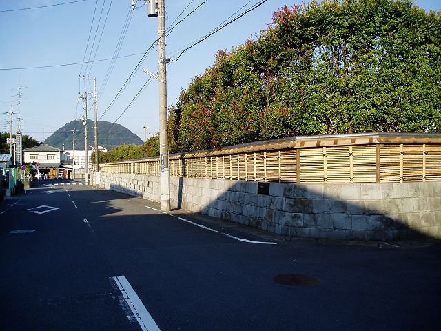 鎌倉街道と宝善院